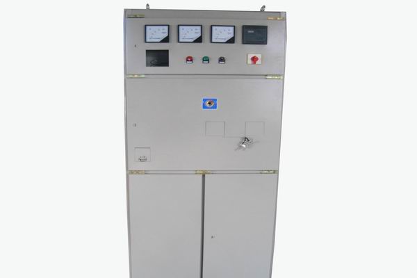 信宜控制箱-3683聊聊多回路控制箱技术参数